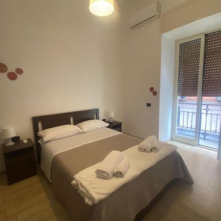 Апартаменты La Casa Della Bella M'Briana Неаполь Экстерьер фото