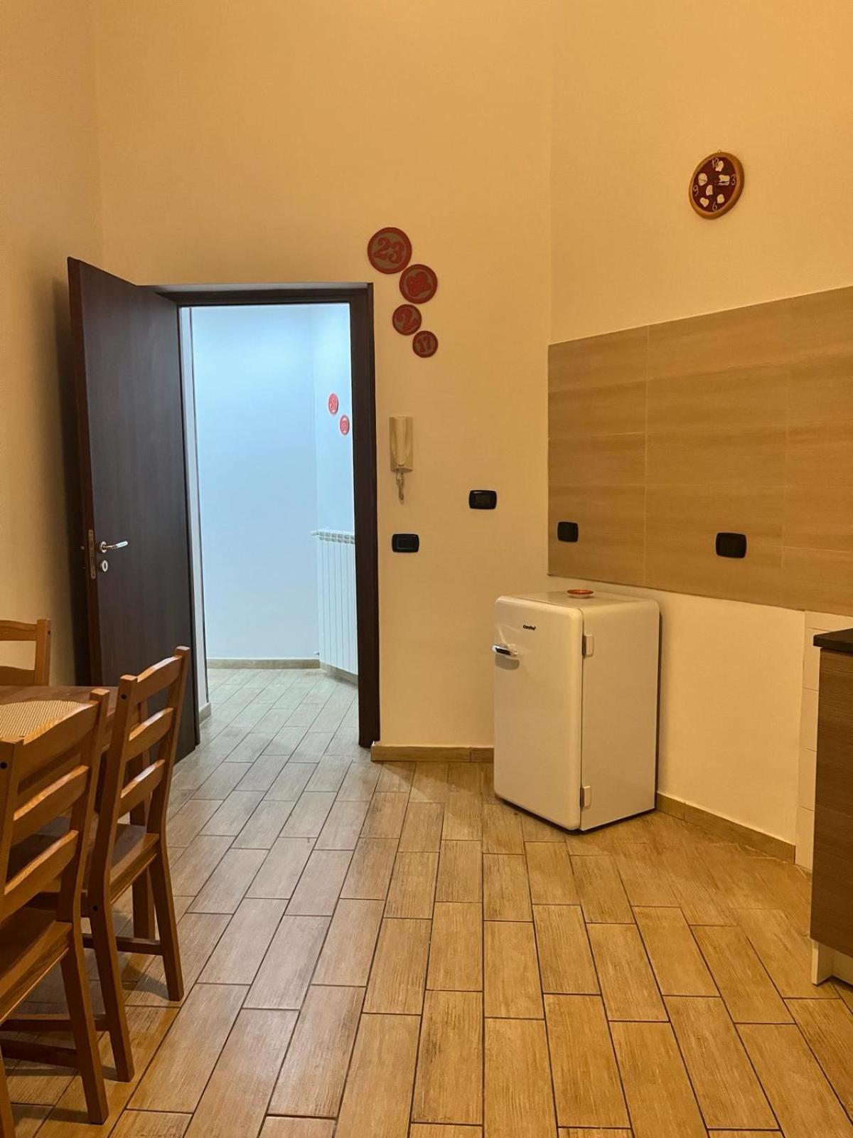 Апартаменты La Casa Della Bella M'Briana Неаполь Экстерьер фото